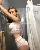 Анкета проститутки Каролина - метро Зябликово, возраст - 22